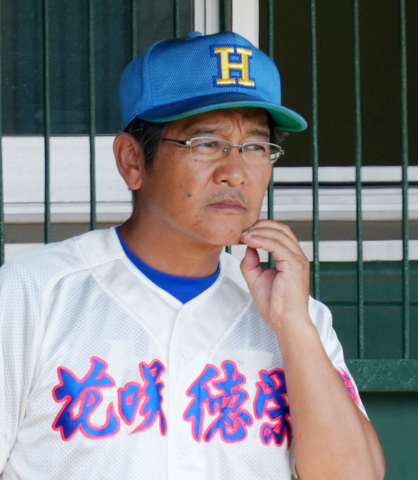 花咲徳栄の岩井隆監督（2023年10月23日撮影）