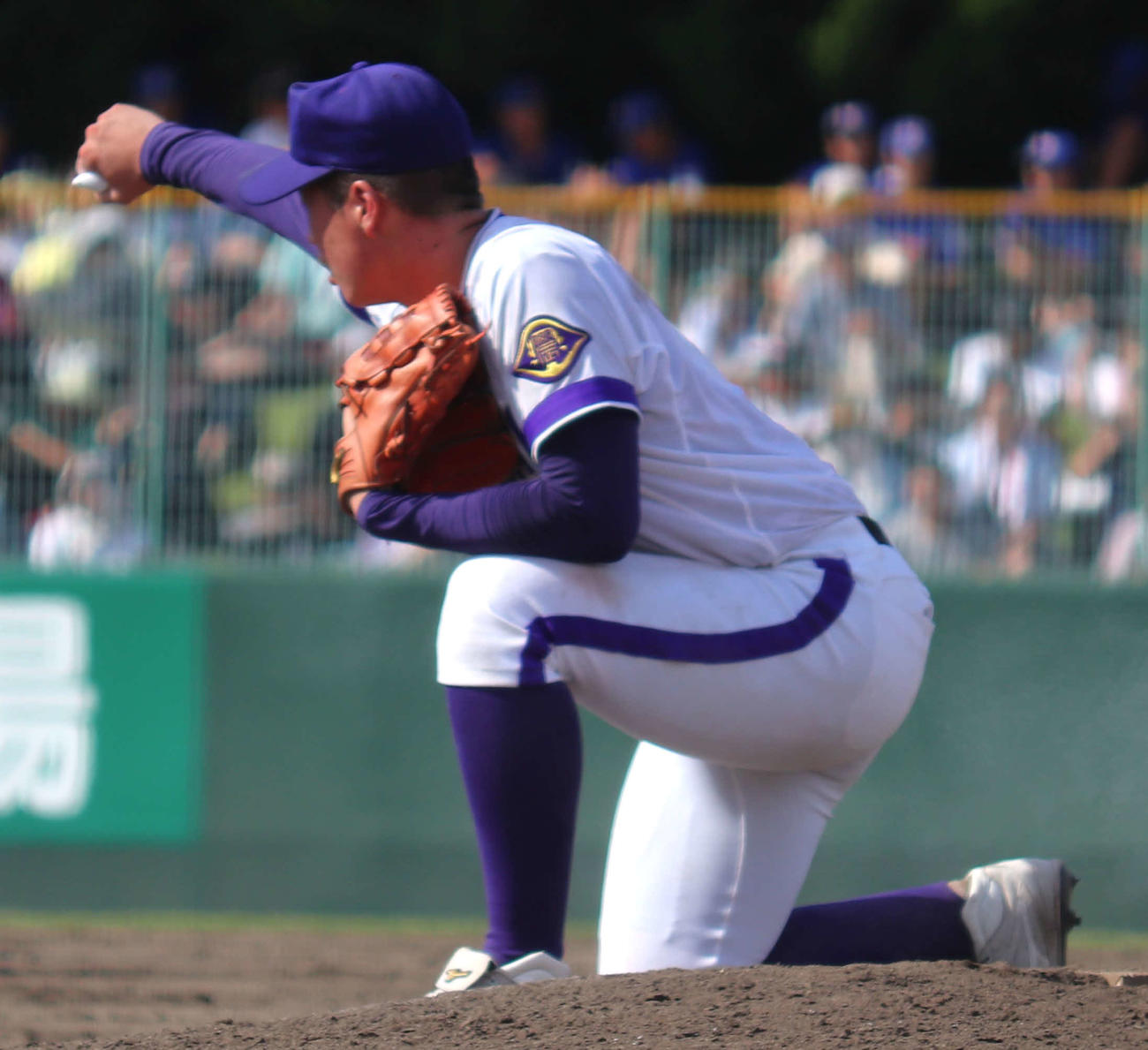 兄吉田輝星ばりの「侍ポーズ」を披露する金足農・吉田大輝（2024年7月21日撮影）