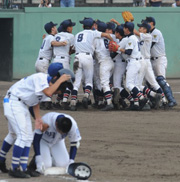１７年ぶり２回目の甲子園出場を決めた大分工