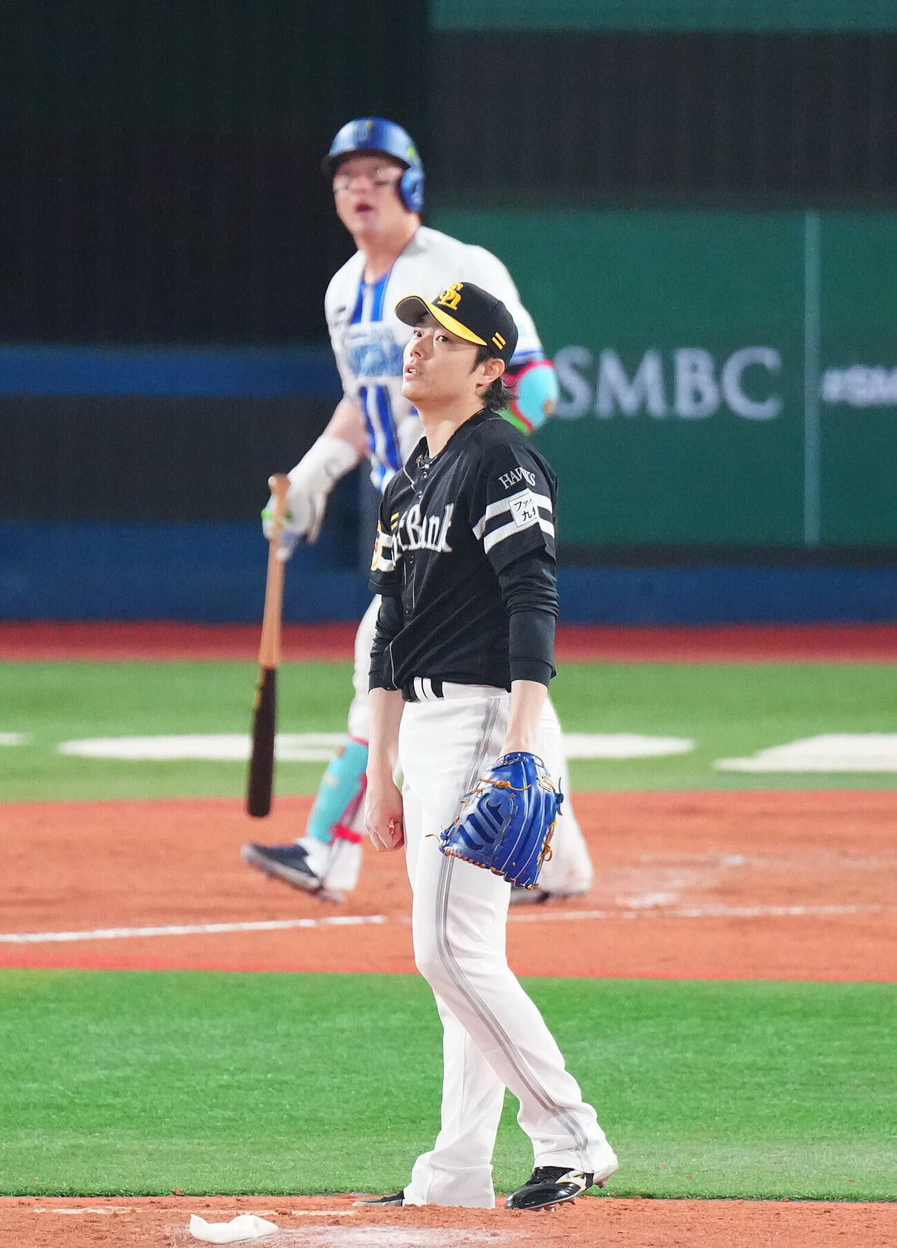 2026年10月24日、DeNA対ソフトバンク　8回裏DeNA2死、牧秀悟にソロ本塁打を浴びる松本裕樹（撮影・鈴木みどり）