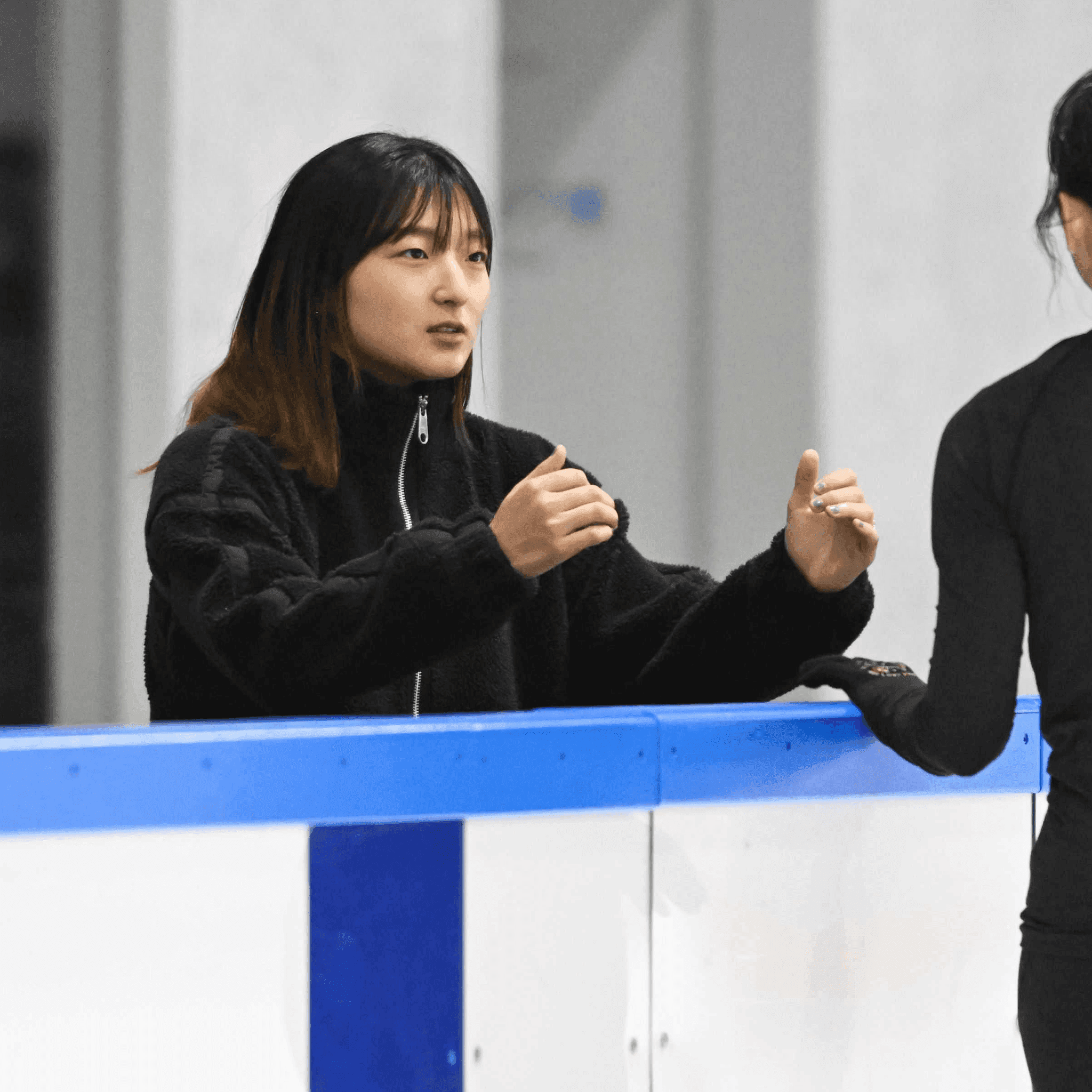 坂本花織さん「現役は全然、恋しくない」 指導者として歩み始めた新たな日々