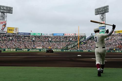 【画像・写真】清宮登場にファンもドッ！甲子園７時１５分に満員通知