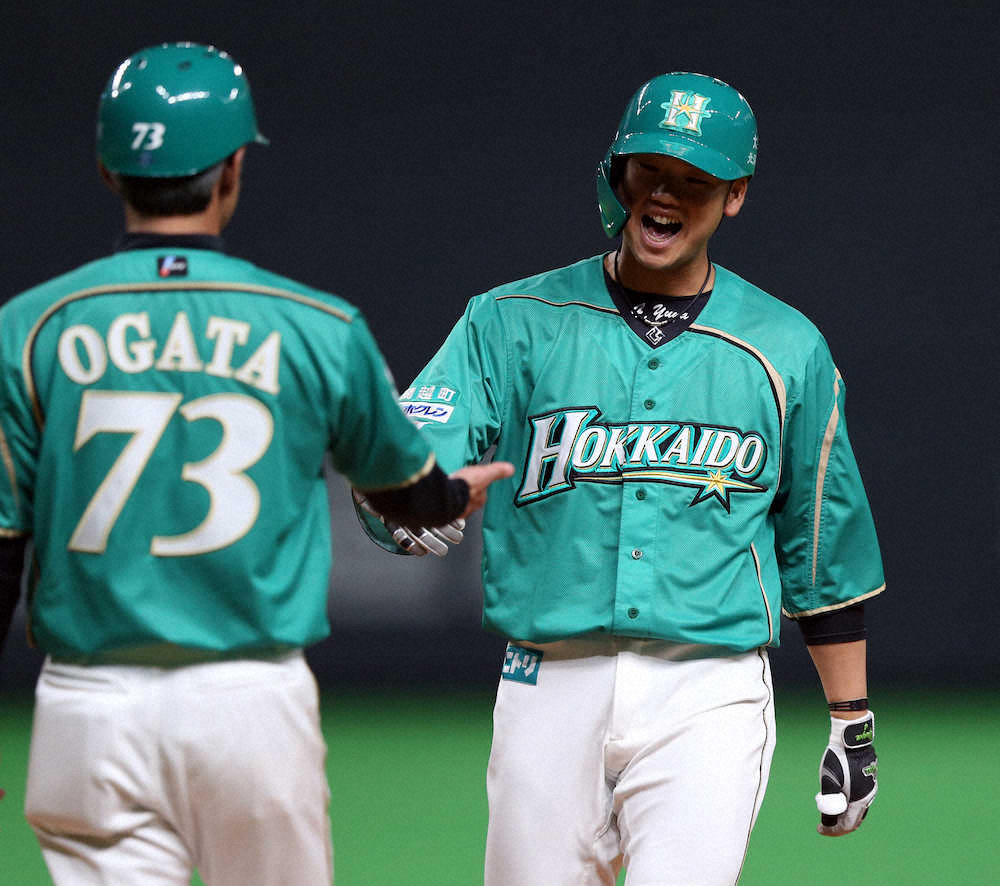 【画像・写真】日本ハム・谷口　右膝手術乗り越え965日ぶりヒット！挫折経て成長「野球をやれて楽しい」