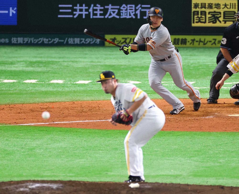 【画像・写真】巨人・丸　9回2死から意地の中前打　球団初のシリーズ無安打敗戦免れる