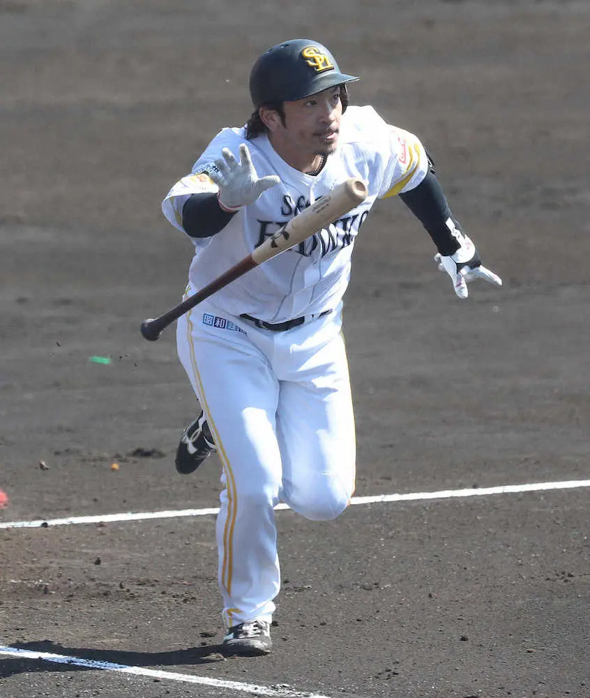 【画像・写真】ソフトB・松田　存在感見せた先制打　対外試合初安打初打点に「甘い球をしっかり打ち返せた」
