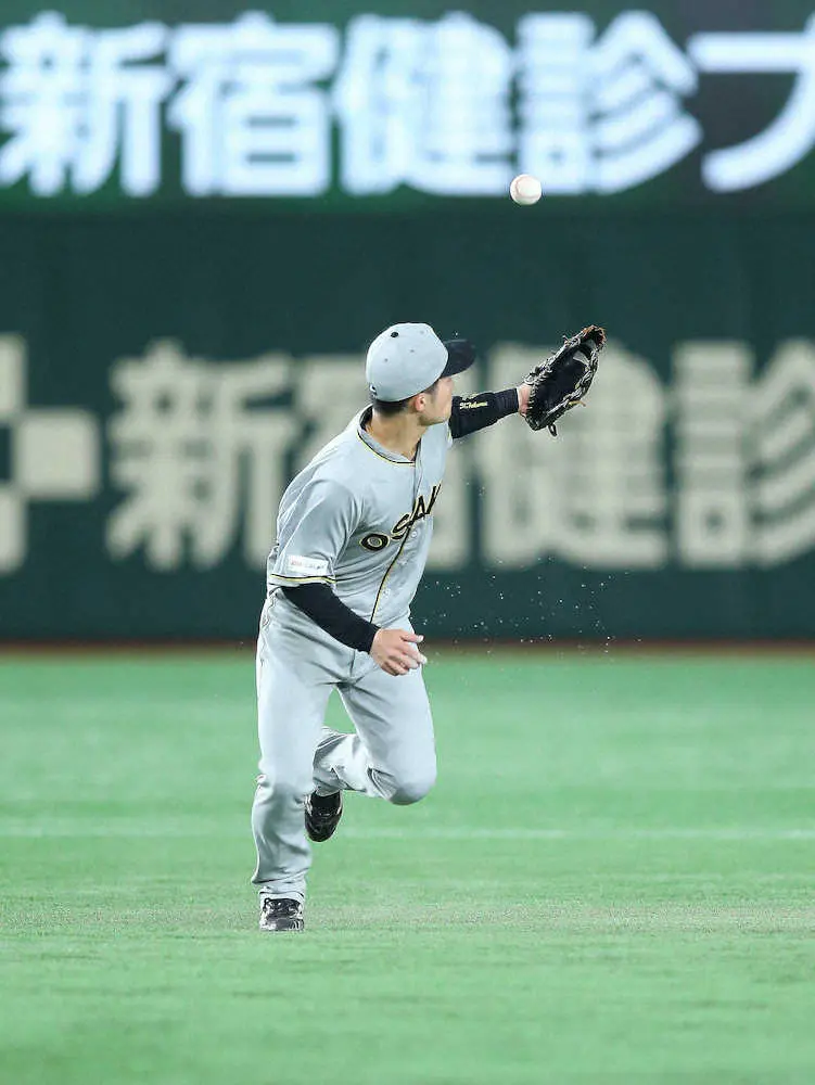 【画像・写真】阪神・矢野監督が必死の“ムチ”　中野を4回で交代　「あいつの“気”が出ている感じがしない」
