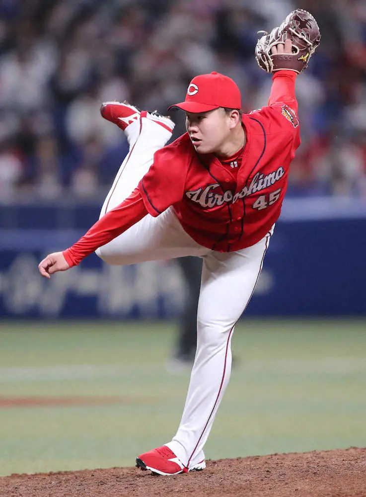 【画像・写真】広島の救援ルーキーともに好投　松本は巧みな投球術で3人斬り　黒原「変化球はいい感覚」