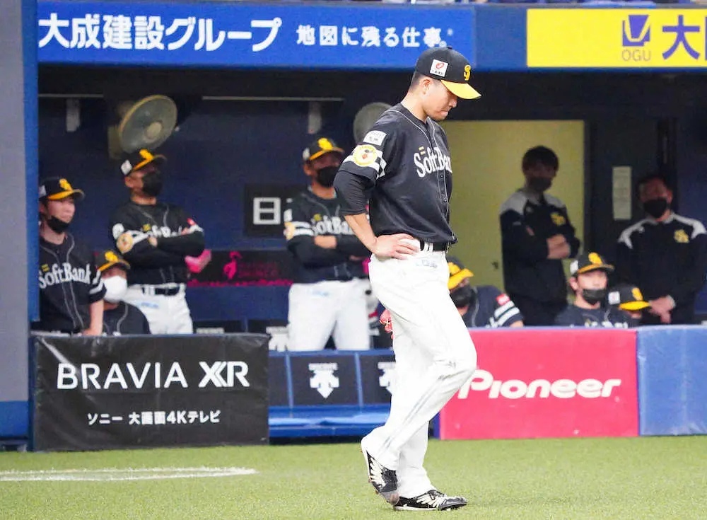 【画像・写真】ソフトB9回に暗転…藤本監督、千賀続投は「全然疲れてませんよと言うから…打たれたらしょうがない」