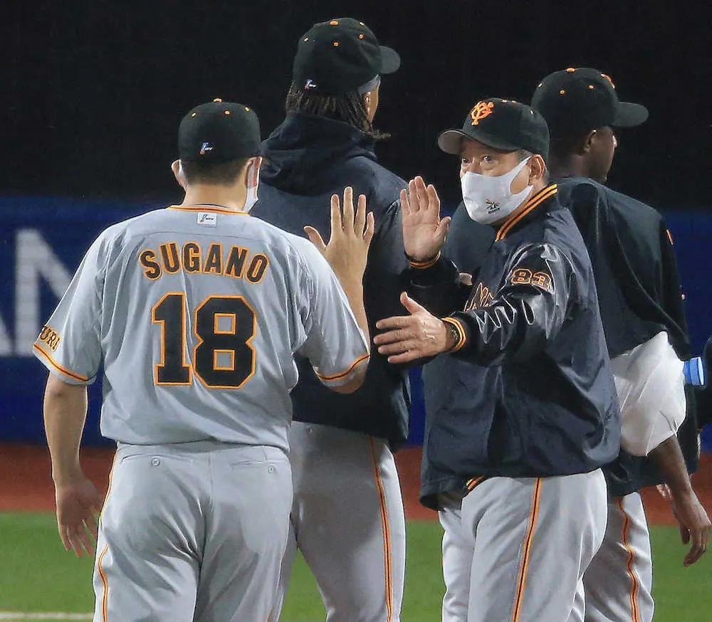 【画像・写真】巨人・原監督　エース菅野で今月2勝目も「我慢は続くよ、どこまでも！それで戦うんだから」