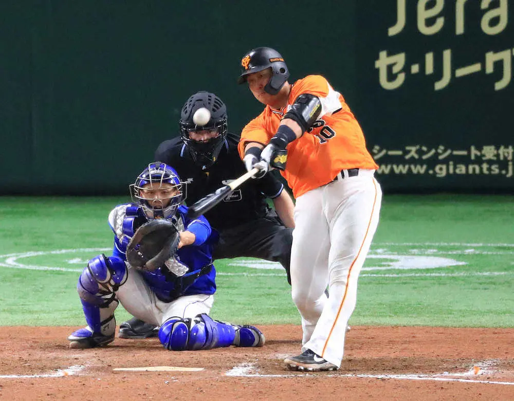 【画像・写真】4番・岡本和敬遠に燃えた！巨人・中田　逆転満弾「興奮していて…凄く気持ち良かった」