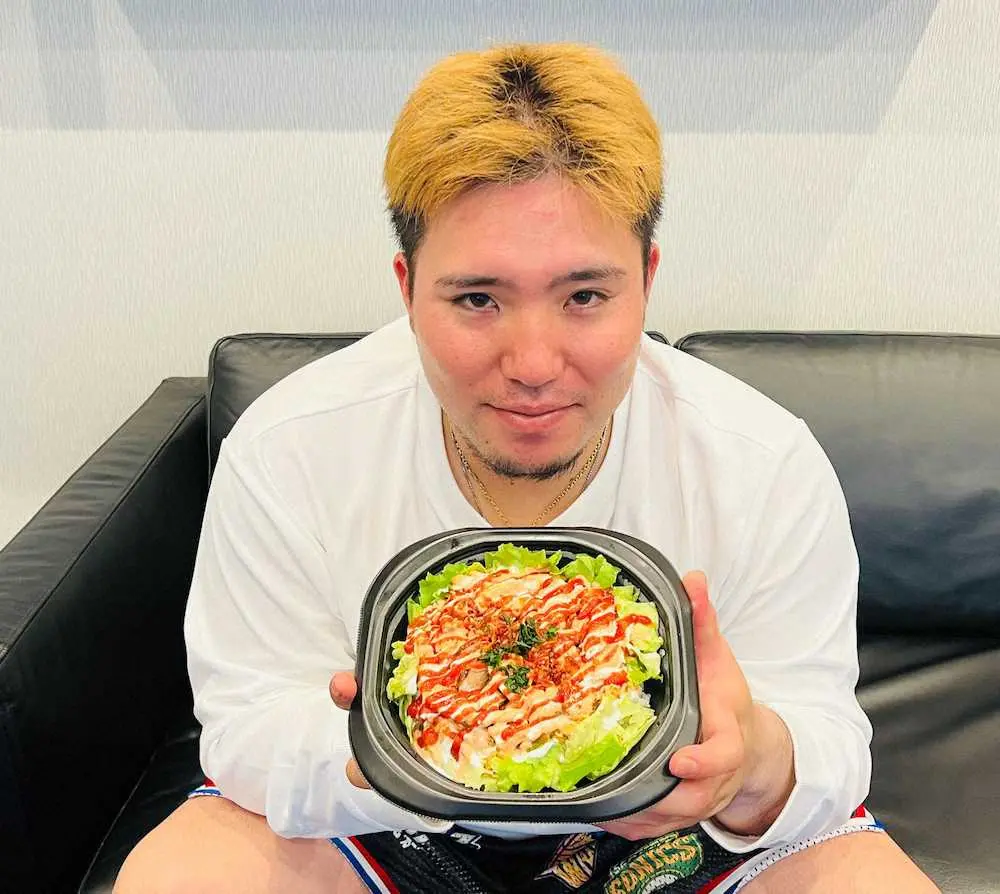 【画像・写真】西武「沖縄グルメ」プロデュース　平良は初監修で「グリーンタコライス」　山川は「チキンケバブ丼」