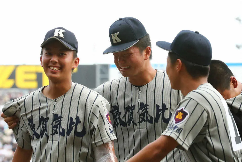 【画像・写真】【甲子園】涙、涙の敦賀気比・上加世田「渡辺ともう組むことはないかもしれない。感謝している」