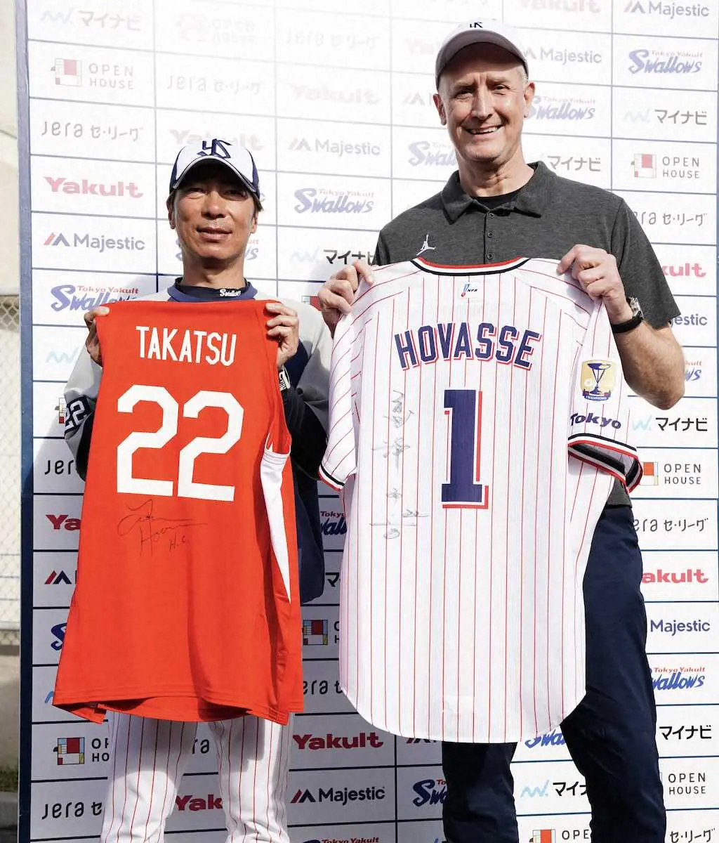 【画像・写真】ヤクルト・高津監督　ノムさん＆ホーバスイズムで3連覇誓う　恩師3度目命日に