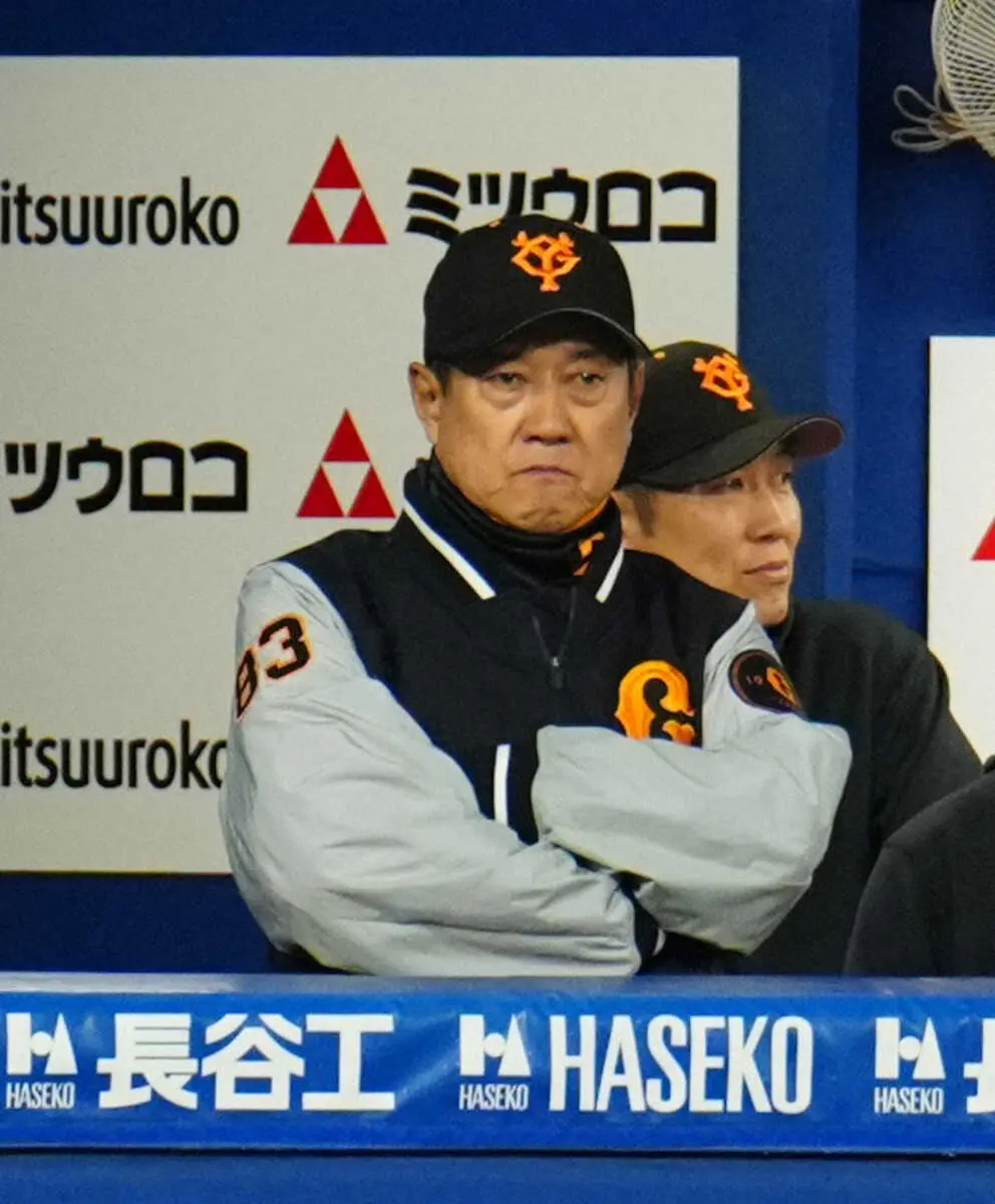 【画像・写真】巨人・原監督　坂本記録に「振り返る時期ではない」　5番・大城卓には手応え？「居心地がいいのかな」