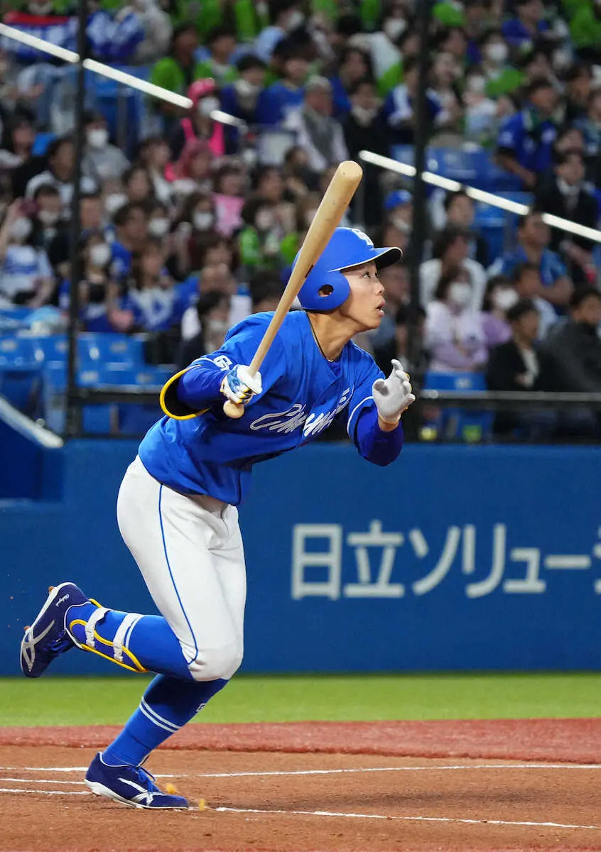 【画像・写真】中日・岡林がうれしいプロ初本塁打　19年ドラ5の21歳　昨季はベストナイン＆GG賞