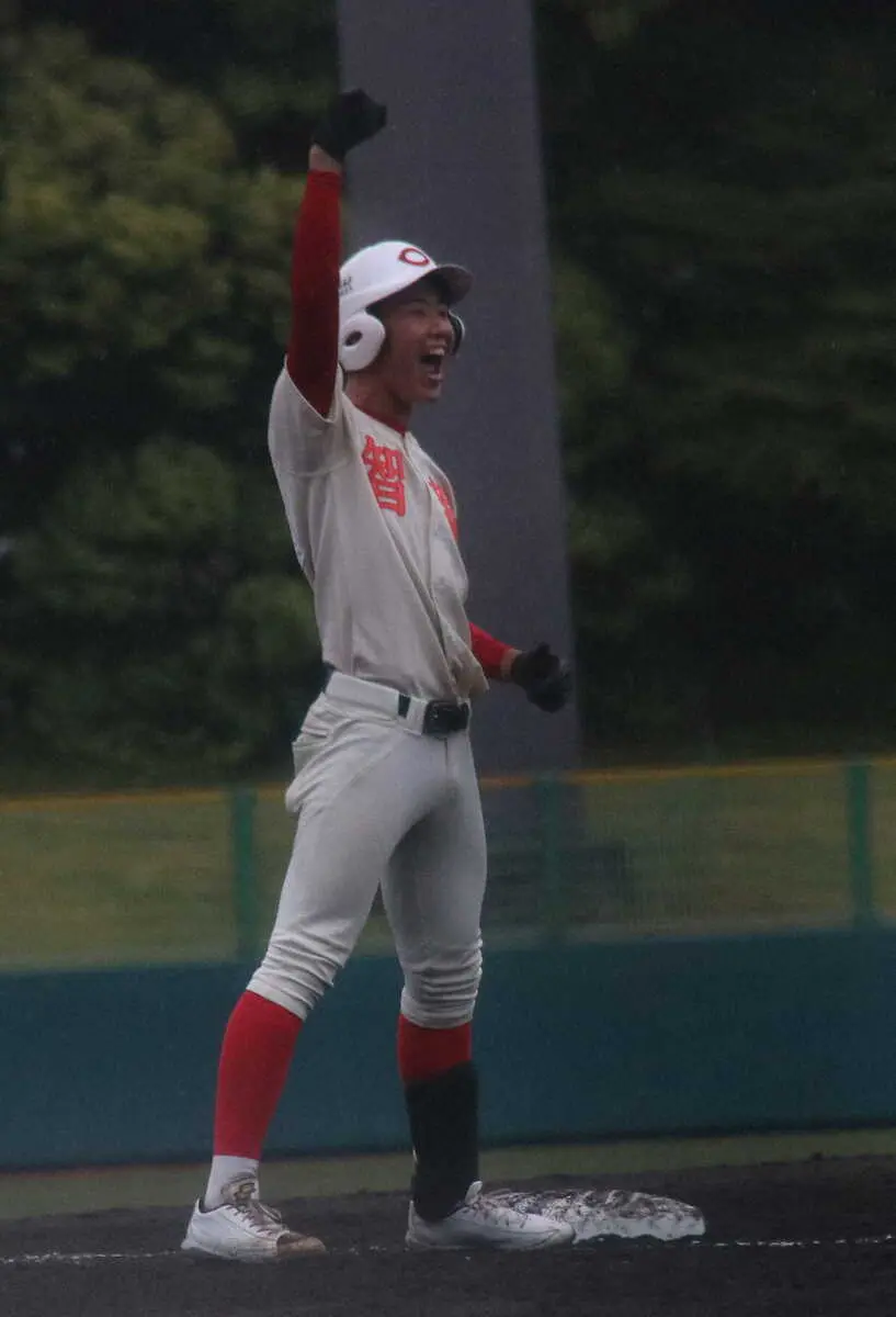 【画像・写真】智弁学園2年ぶりV「天理には負けたくない」背番号1・藤田が4失点完投＆タイムリーでライバル下す