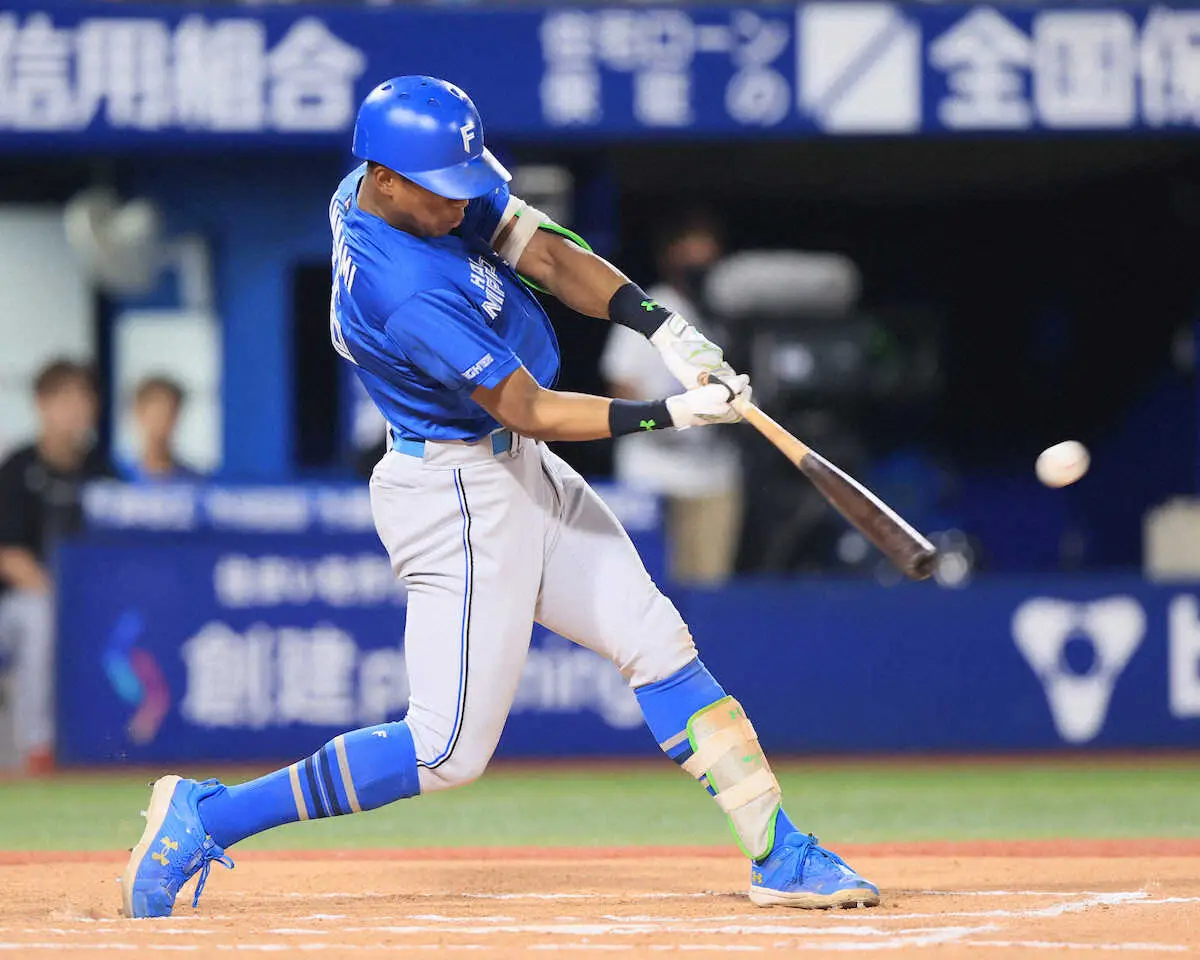 【画像・写真】新庄ハム　万波弾で延長制し4連勝!交流戦10勝8敗で18年以来、開催4シーズンぶり勝ち越し決めた