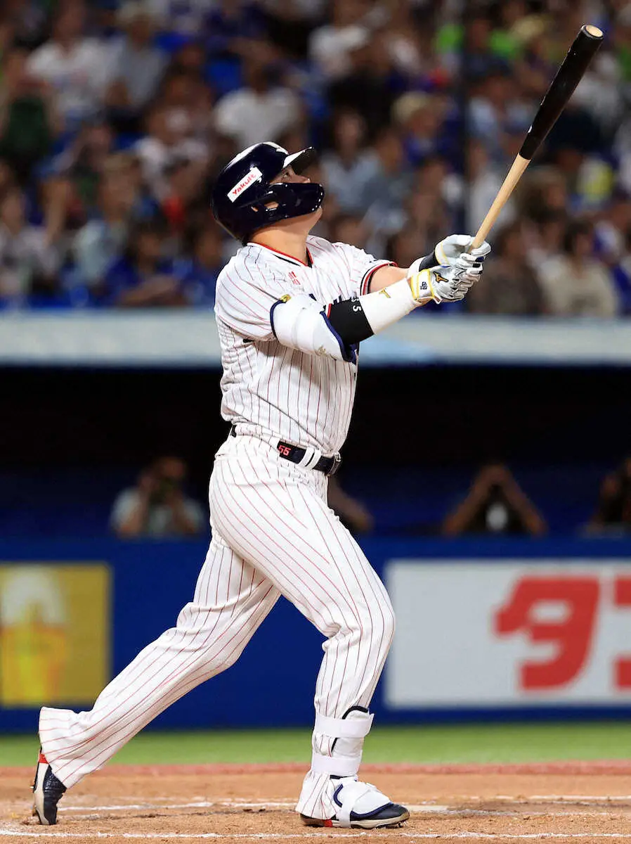 【画像・写真】ヤクルト連勝呼んだ!村上が2戦連発19号ソロ　本塁打ランクトップ岡本和まで3本差に迫る