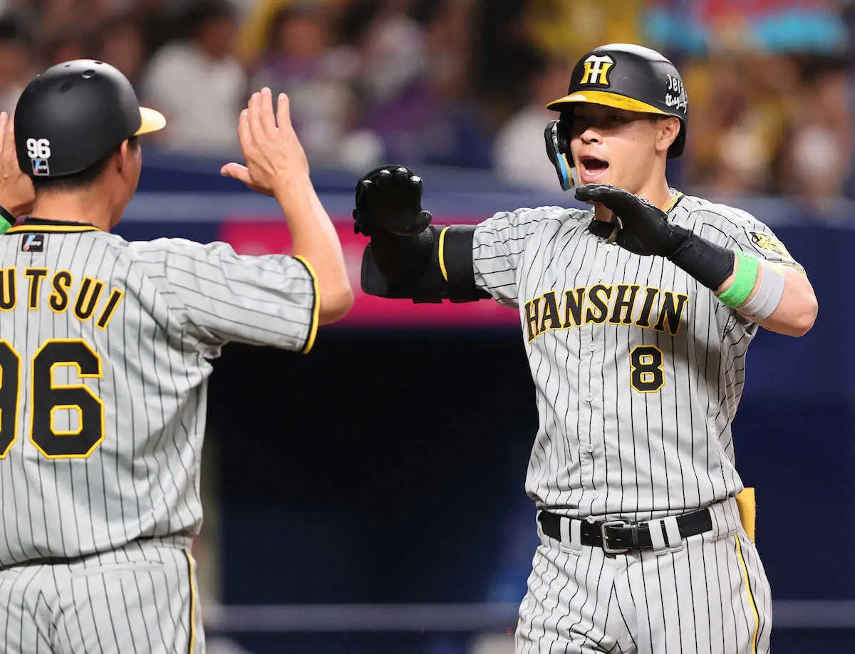 【画像・写真】阪神・佐藤輝　衝撃135M弾！新人から3年連続50打点は岡田監督以来　次の「チャンス」はうなぎ!?