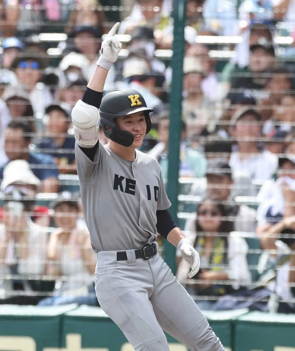 【画像・写真】【甲子園】プリンス過ぎる！慶応の“美白王子”丸田湊斗が先頭打者弾に続き第2打席もタイムリー