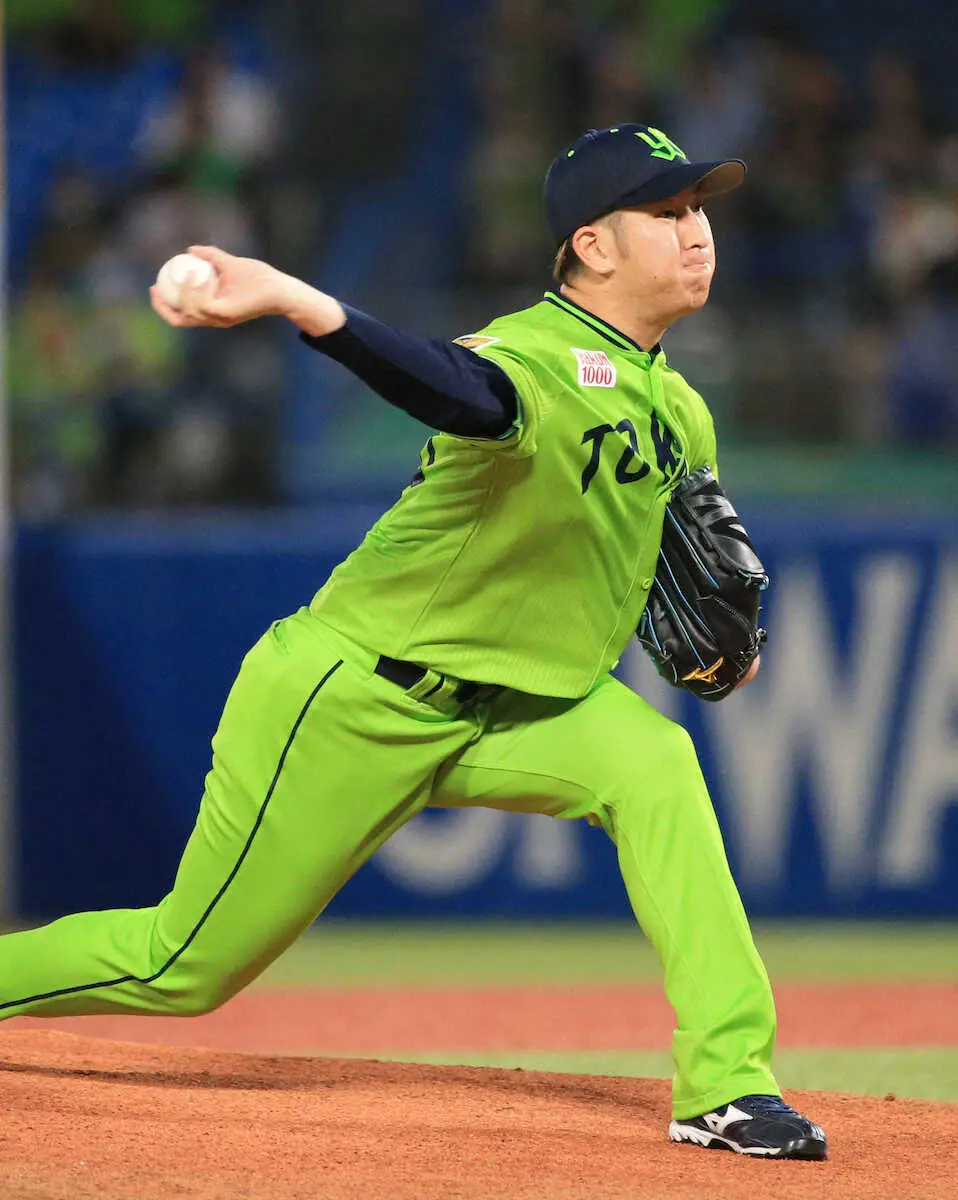 【画像・写真】ヤクルト　先発・小沢は1カ月ぶりの6勝目　4回2死満塁では大城卓を三振斬り「何とか粘れた」