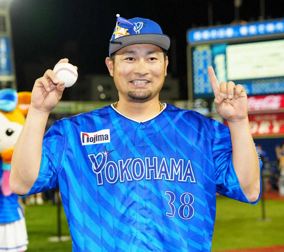 【画像・写真】DeNA・森唯　移籍後初勝利「最高です」　三浦監督「雰囲気を変えるものを持っている」