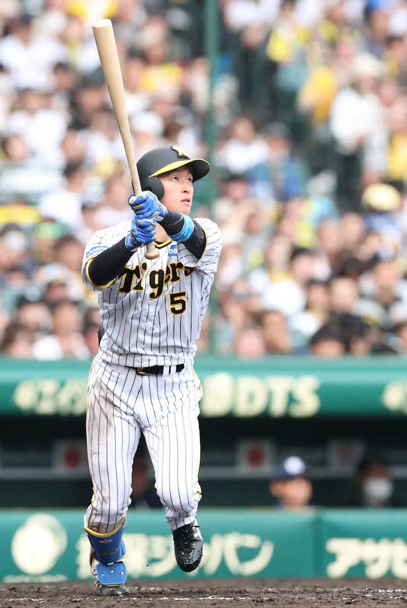 【画像・写真】阪神・近本が3号2ラン　ライトスタンド大歓声