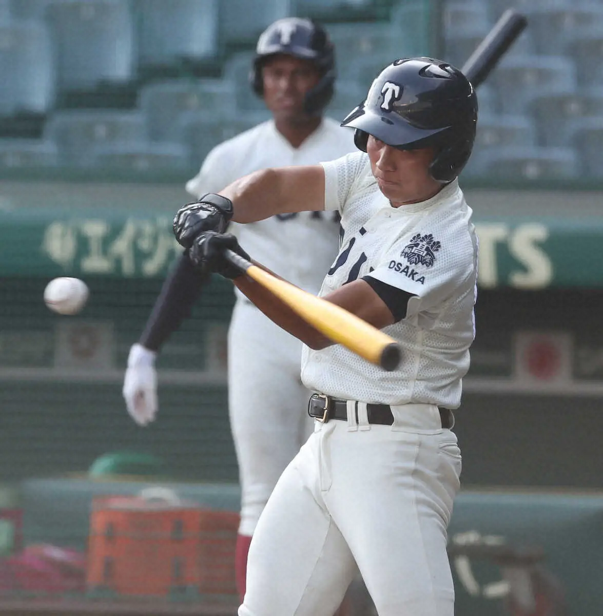 【画像・写真】【高校野球】大阪桐蔭・ラマルが甲子園練習で特大弾　徳丸は兄に並ぶ夏制覇に照準