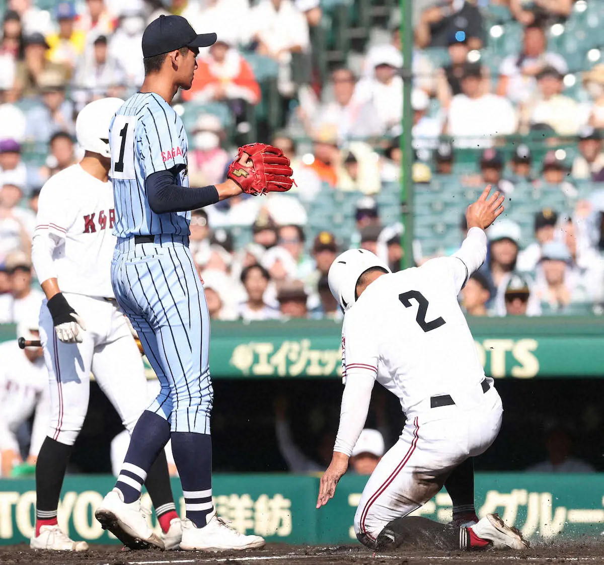 【画像・写真】【甲子園】東海大相模が3回に逆転、1死満塁から3番・中村が適時2点中前打