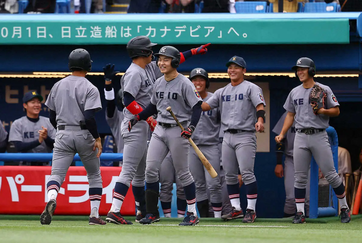 【画像・写真】慶大・清原が1号！同点バックスクリーン弾　スタンドの父・和博氏へ「見たか！」