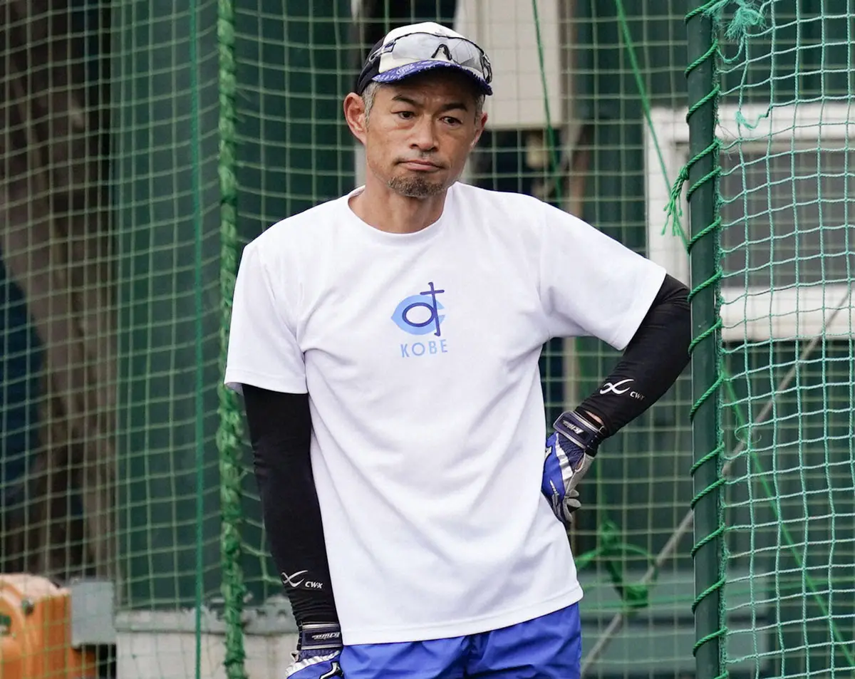 【画像・写真】イチロー氏が高校指導　51歳でもなお鋭いスイング＆美しいランニングに生徒感嘆「かっこいい」