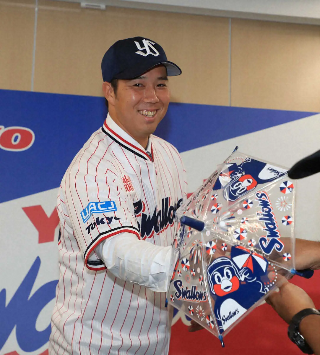 【画像・写真】青柳　ヤクルト入団！「縁がある」母は元ヤクルトレディーで現在も販売会社に勤務