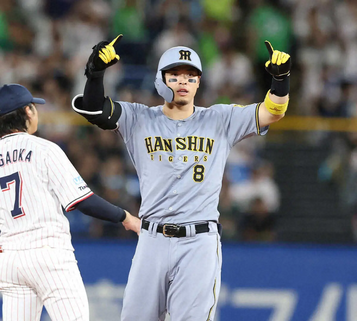 【画像・写真】阪神マジック再点灯36　佐藤輝の勝ち越し打でヤクルトに競り勝ち長期ロード白星発進　