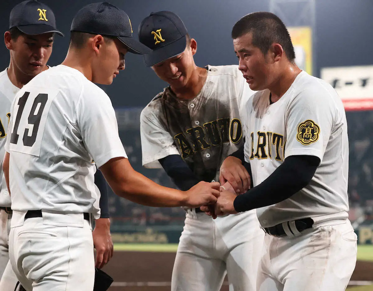 【画像・写真】【甲子園】鳴門の小さな巨人・大会2号の同点2ランはまさかの「間違えて打ってしまった…」