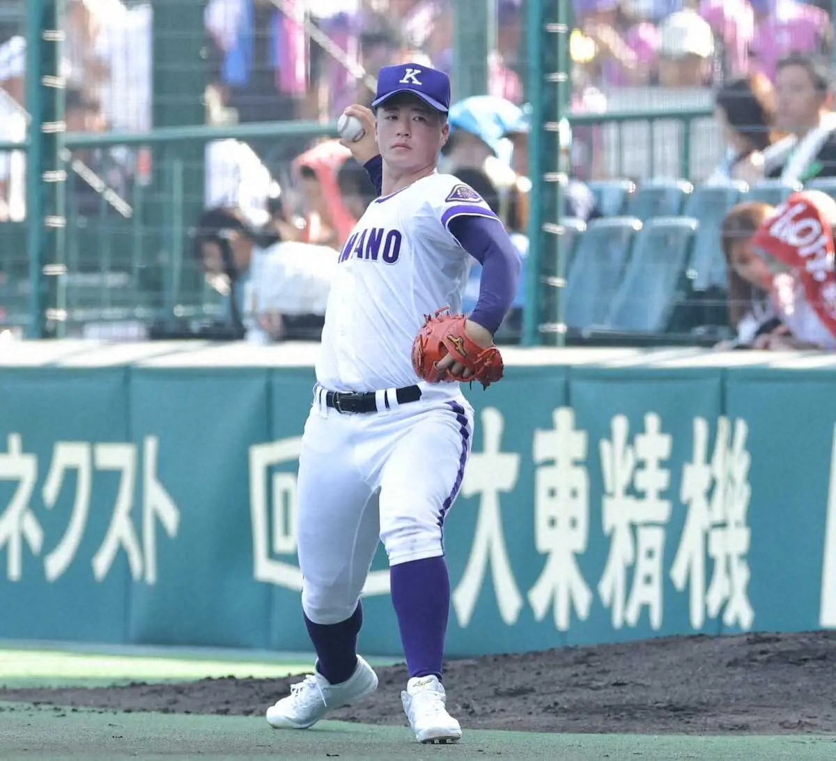 【画像・写真】【甲子園】オリックス吉田輝星の弟で金足農のエース大輝は右太腿違和感でベンチスタート
