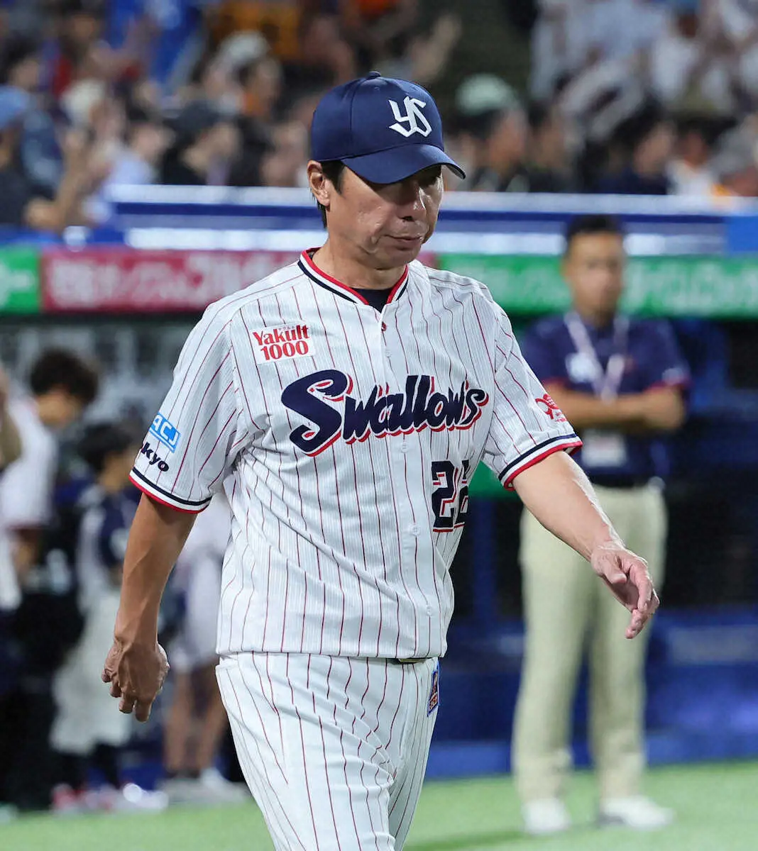 【画像・写真】ヤクルト・高津監督　負傷交代の太田「息がしづらいということで」　明日以降「なんとも言えない」