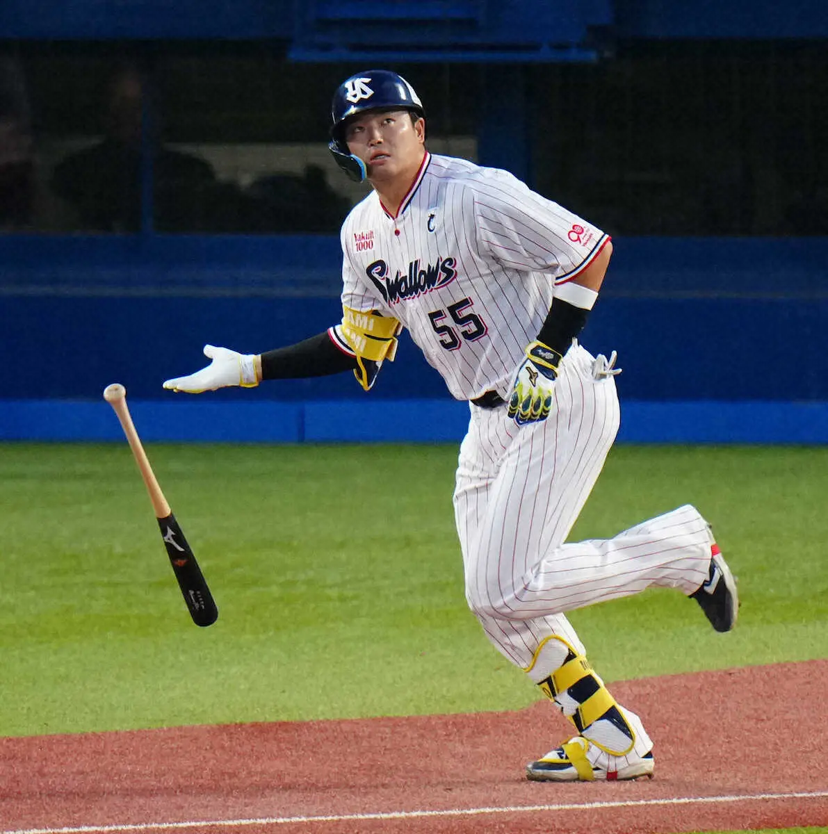 【画像・写真】ヤクルト・村上宗隆が7年連続2桁本塁打となる10号ソロ　球団6位タイ　球団記録は山田哲人の11年連続