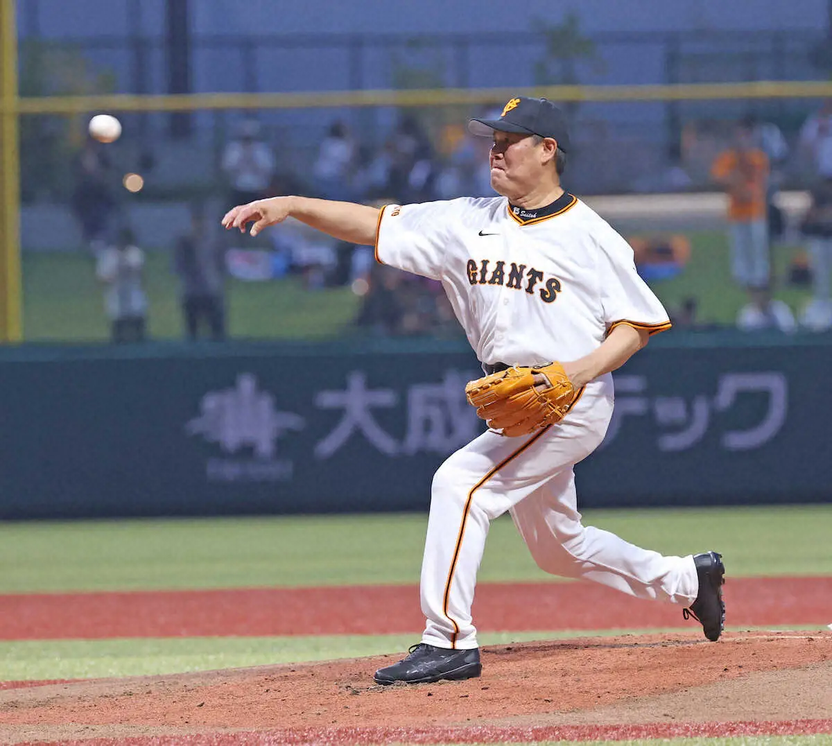 【画像・写真】斎藤雅樹氏が「11」の後継者、田中将大にエール「200勝は大投手の勲章」　女子チーム戦に登板