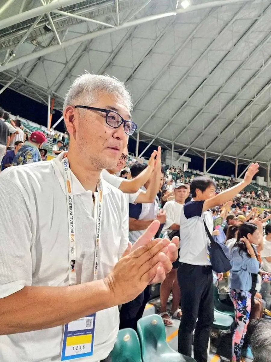 【画像・写真】【U18野球W杯】ドラ1候補の石垣が155キロ連発締め！恩師の健大高崎・青柳監督「本当に頼もしい」