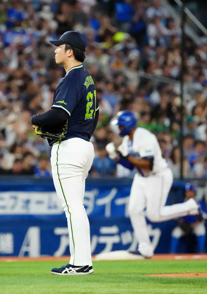 【画像・写真】ヤクルト・吉村貢司郎　5回5失点で8敗目　3被弾に「しっかりと反省して、次につなげないとダメ」