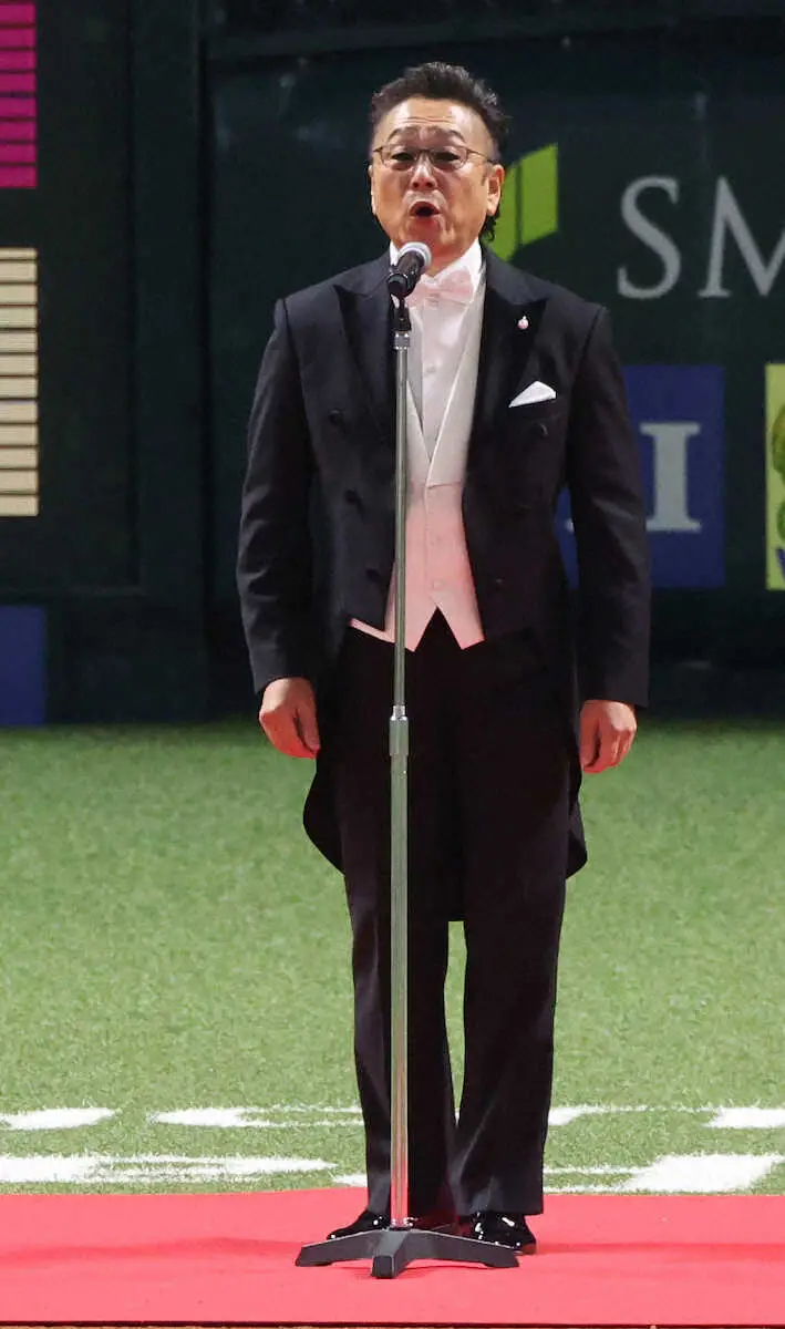 【画像・写真】【日本シリーズ】アジア大会柔道女子48キロ級金メダルの近藤美月が初の始球式