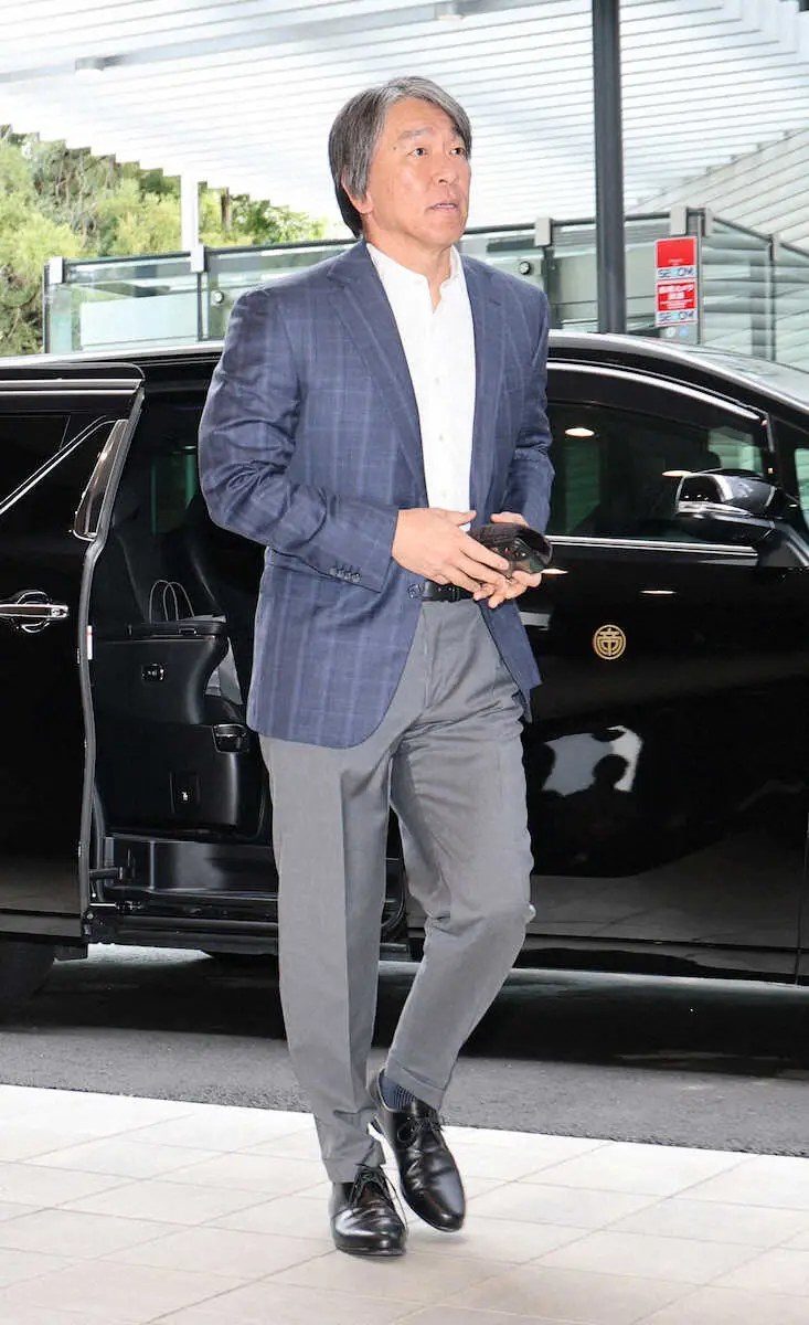 【画像・写真】巨人・松井新監督就任に永田町まで反応　すさまじい影響力　球団に問い合わせ殺到