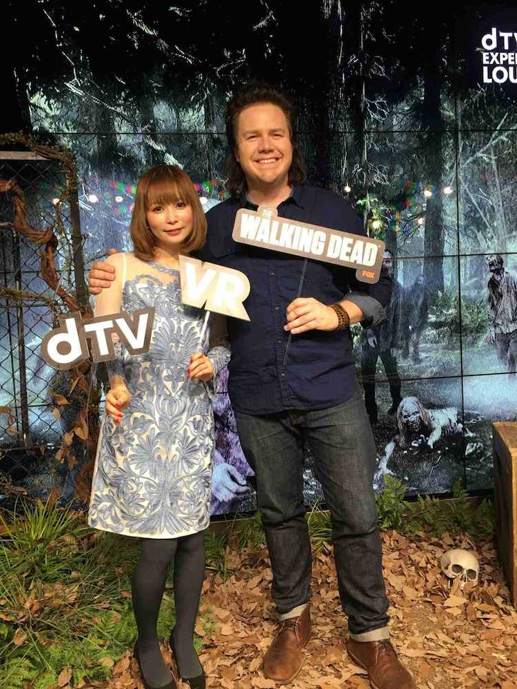 【画像・写真】しょこたん　ＶＲのゾンビワールド体験に「こんな幸せなことはありません」
