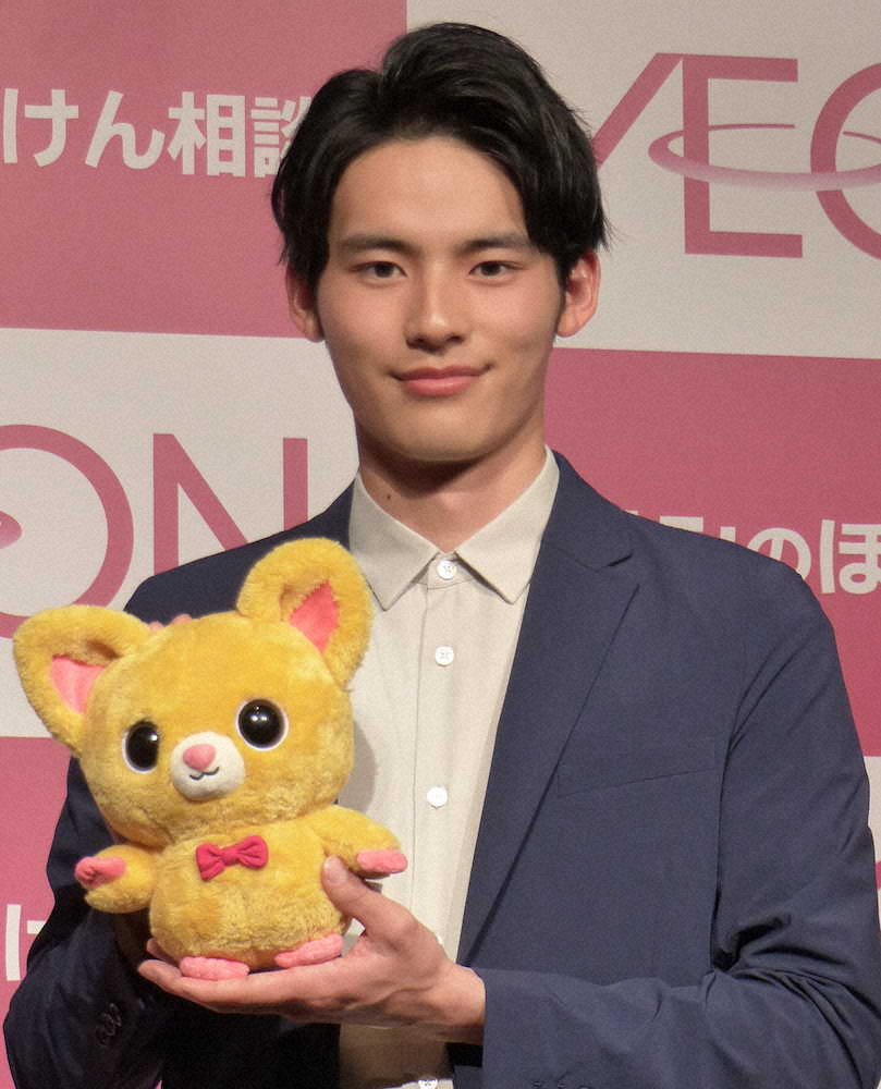 【画像・写真】岡田健史　CM起用で初の1人での記者発表に「緊張」令和元年の目標は「レベルアップ」