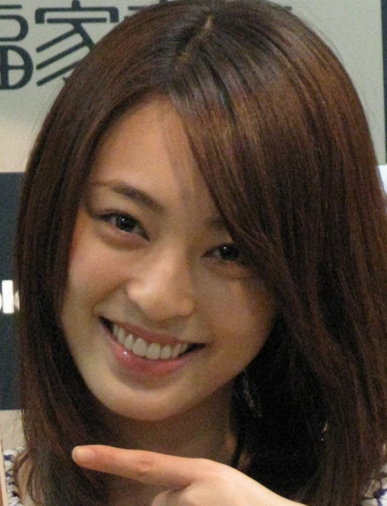 【画像・写真】女優の滝裕可里、一般男性と結婚「仕事もプライベートも全力で」