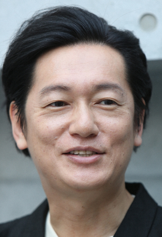 【画像・写真】井浦新　松坂桃李と全力の“ジョジョ立ち”2ショット　「イケイケですね」「LOVE」「実写に一票」の声