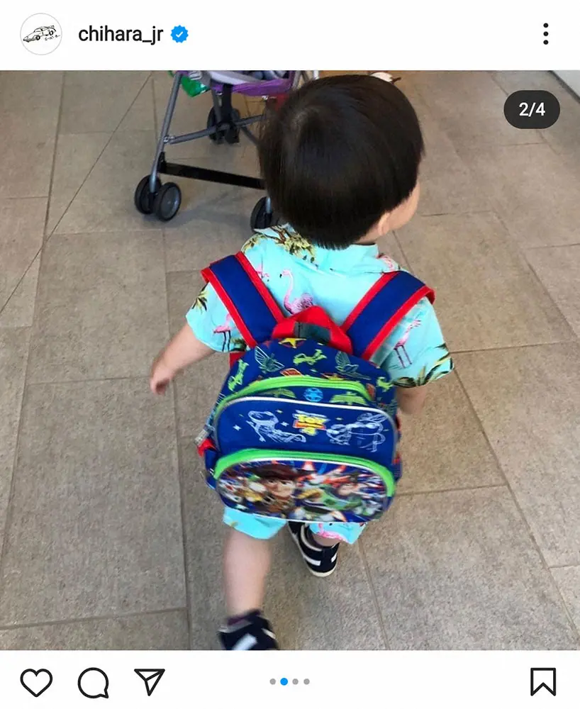 【画像・写真】千原ジュニア　3歳長男と「空気階段」鈴木のまさかのペアルックに「凄い!!」