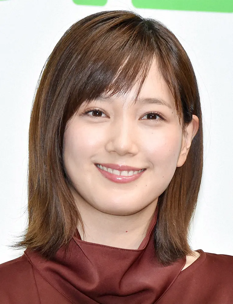 【画像・写真】本田翼　「ラジハ現場の清涼剤」笑顔の蔵出しオフショットに「天使の翼が見えてきそう」の声