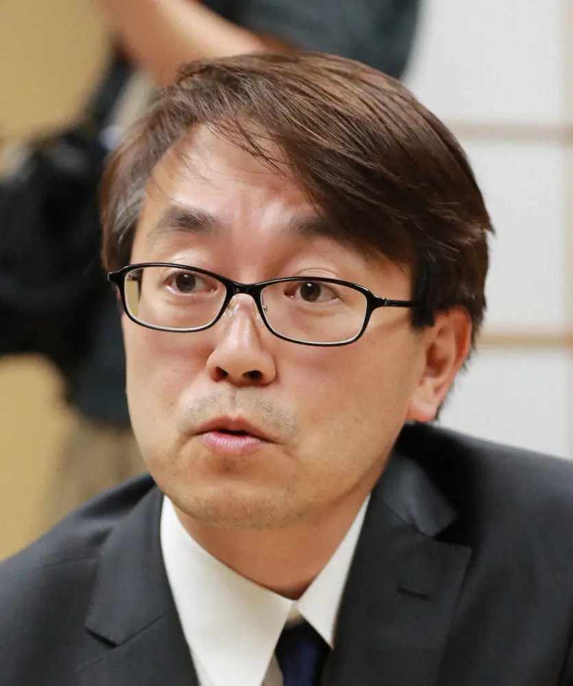 【画像・写真】羽生善治九段「王手は追う手」「無言で力強く」動物と学ぶ将棋講座スタート　「その1」は兎とともに
