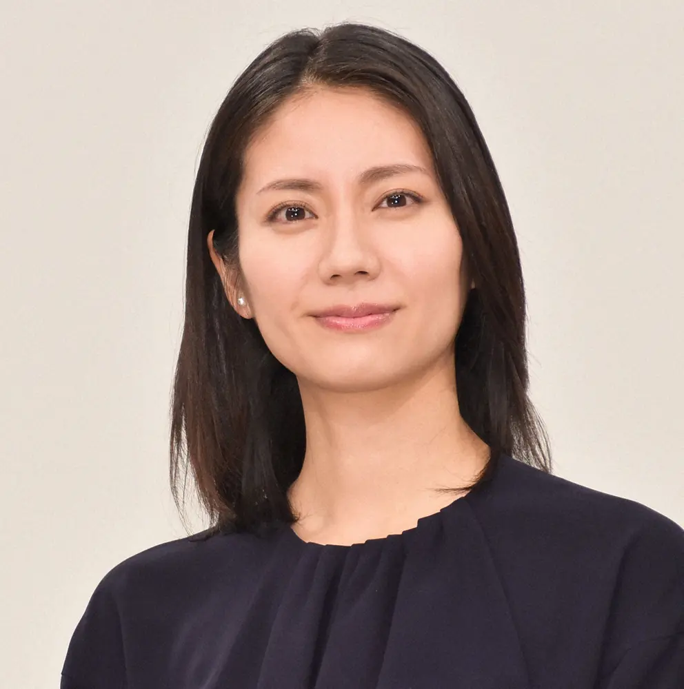 【画像・写真】松下奈緒　私物持参で斬新な食レポ披露、マイルールは「しゃべらない」